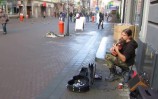 street-guitarist.mp4 - VLC media player